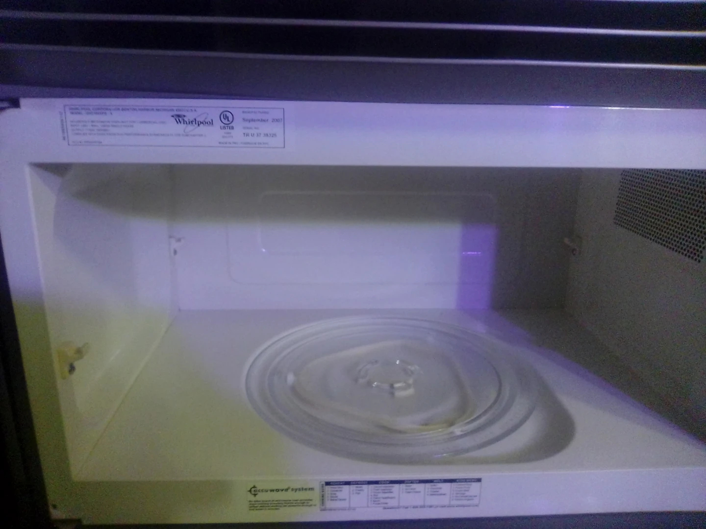SALE Whirlpool Over-the-Range Microwave 30x16x17 - photo 4