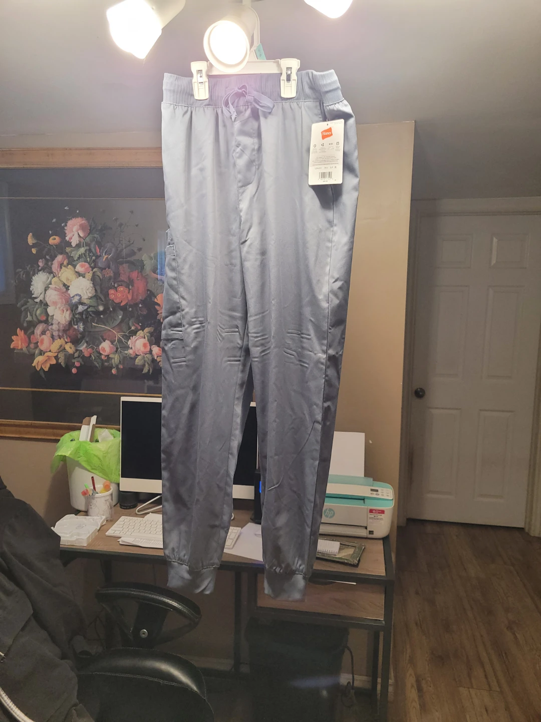 Pants 2XL 2 pair  XL one medium 2 pair small 2