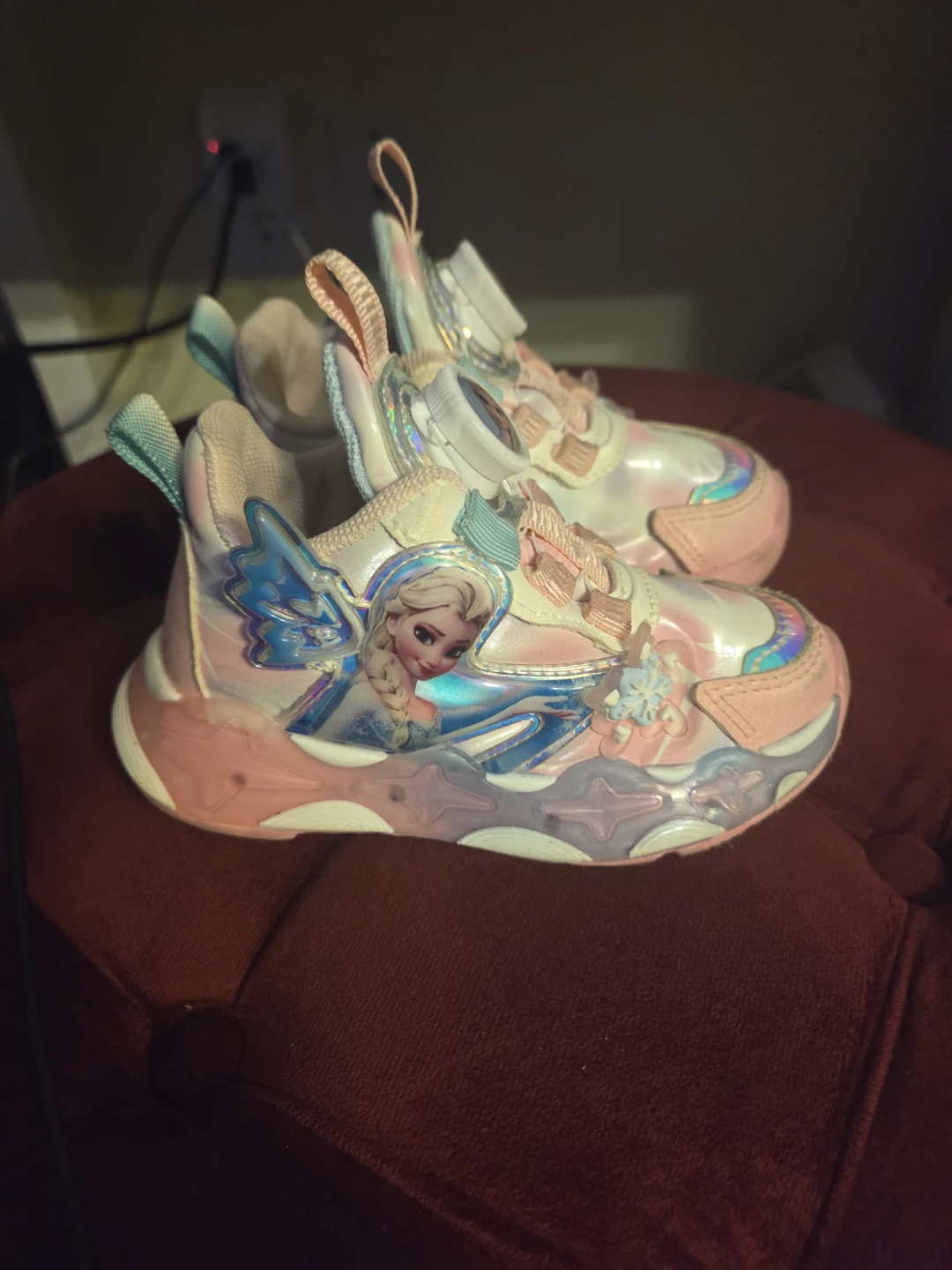 Girls' Disney Frozen Elsa Light-Up Sneakers Size 2 (Approx.) - photo 2