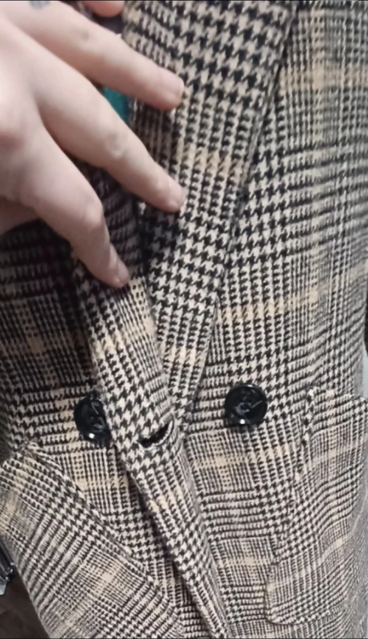 Plaid Double-Breasted Blazer - photo 3