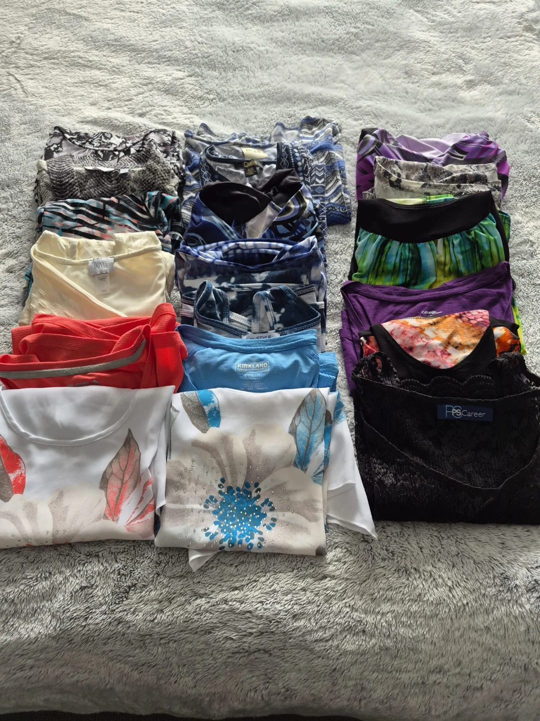 Bundle of Large Women's Tops - EUC
