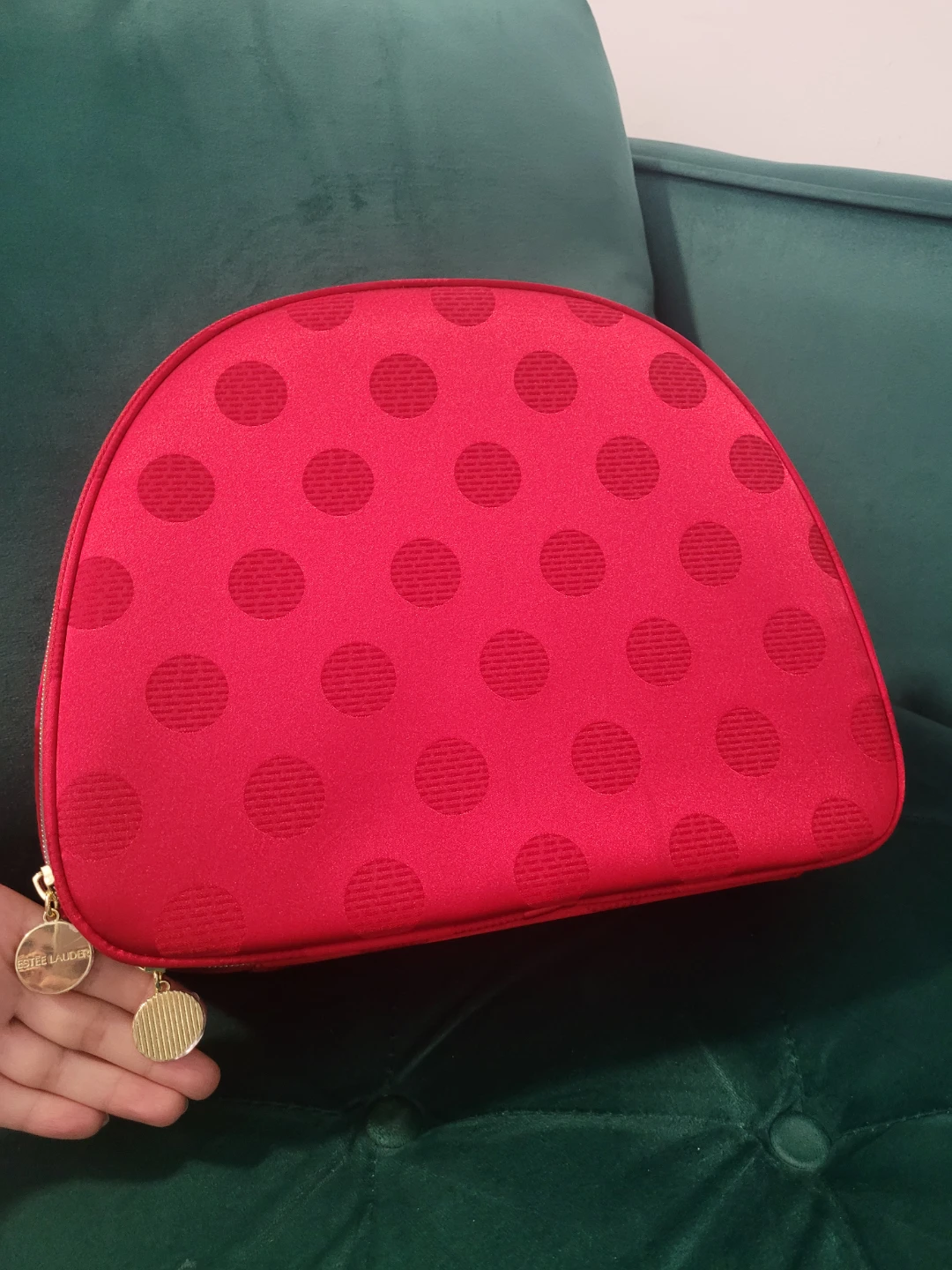 Estée Lauder Red Polka Dot Makeup Bag - photo 2