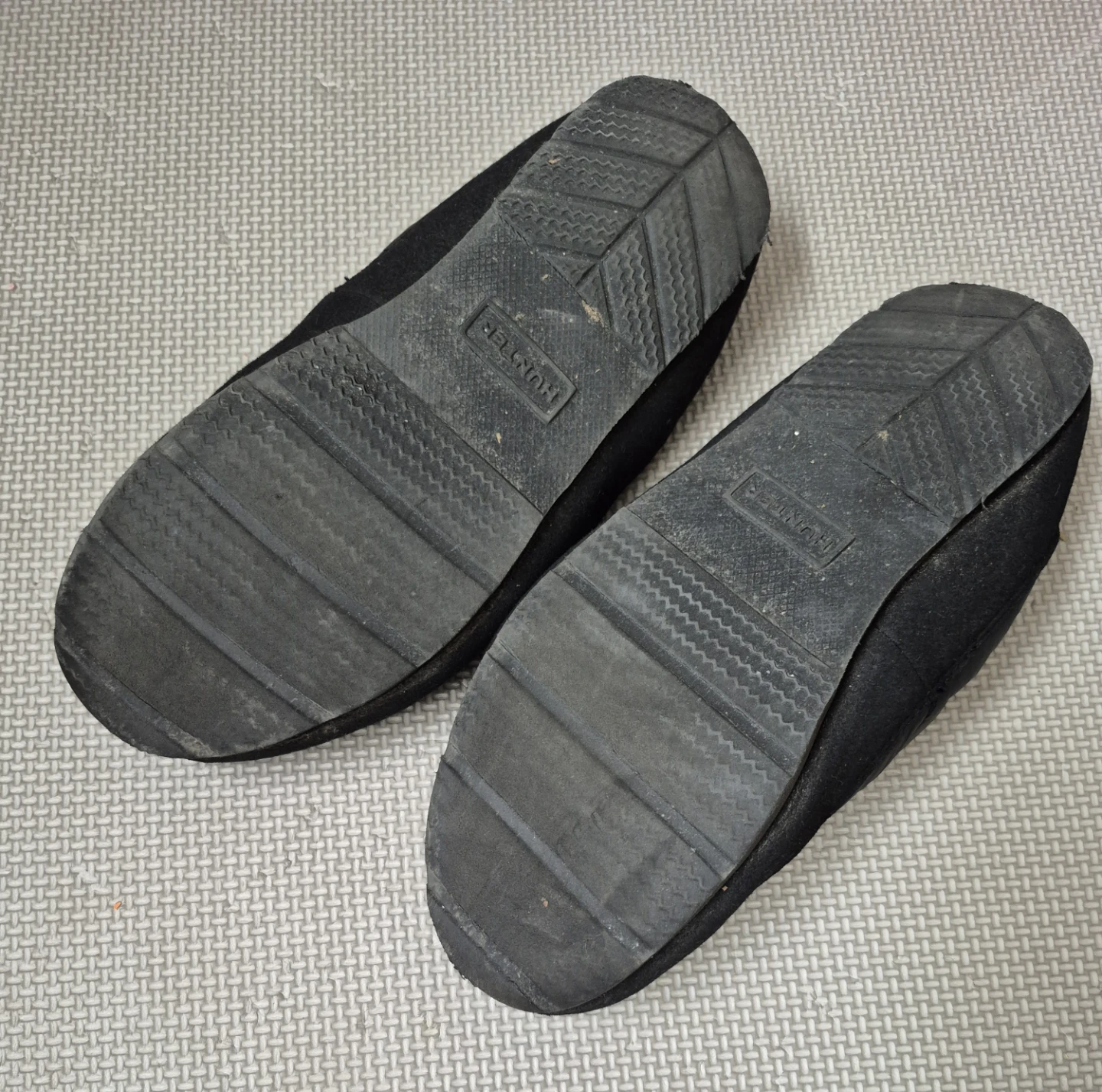 Hunter Black Puffer Slippers - US 8🏆 - photo 2