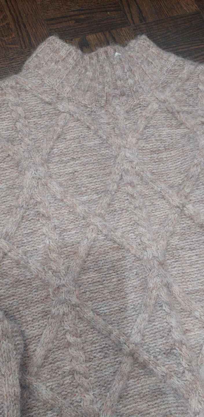 George Women's Cable Knit Sweater - photo 2