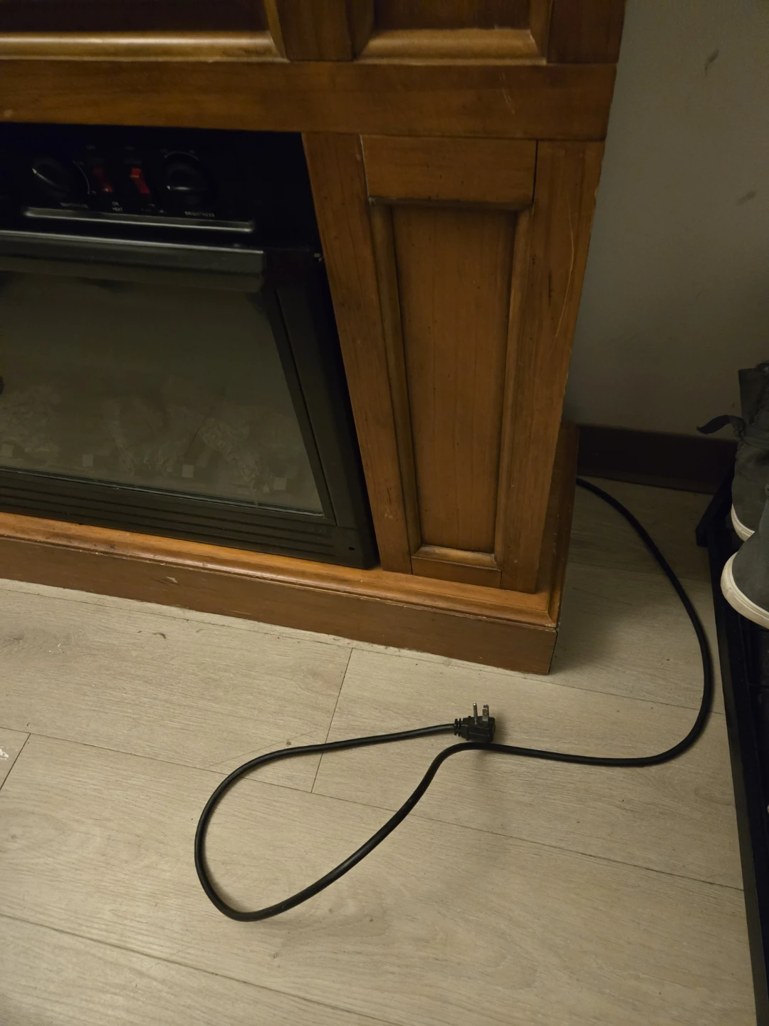 Electric Fireplace - photo 3