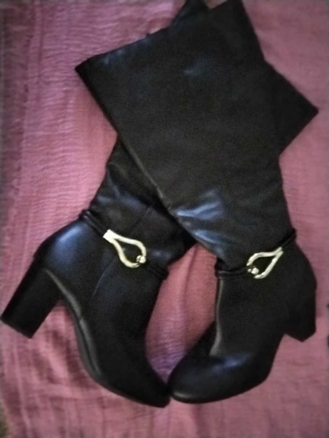 Brown Heeled Boots with Gold Buckle Accent 🥕