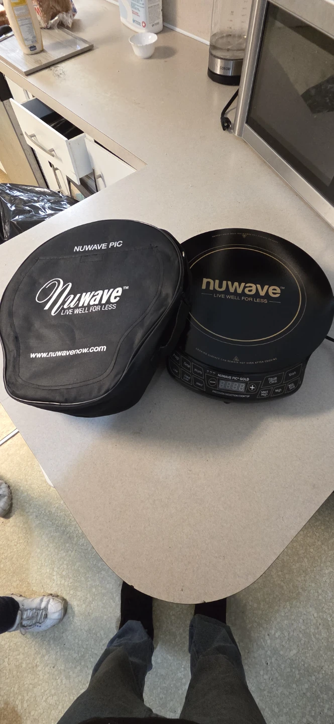 NEW Never used-Nuwave Gold precision induction cooker