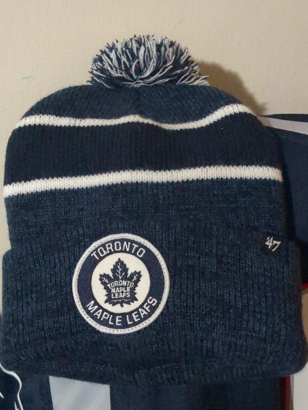 Toronto Maple Leafs Pom Beanie