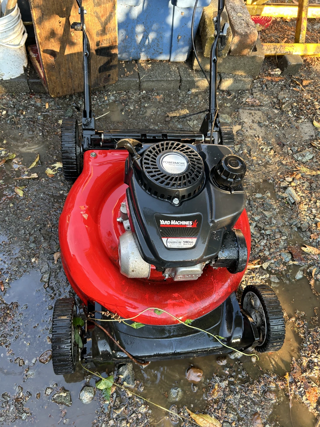 Yard Machines Lawnmower