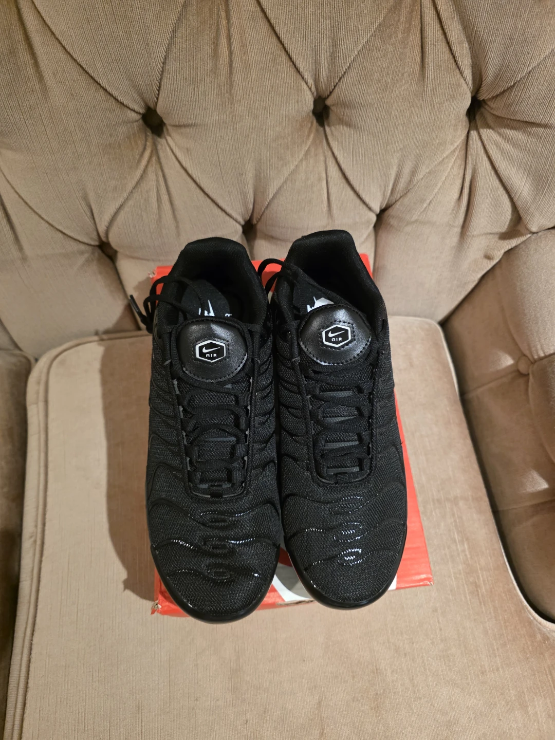 Nike Air Max Plus Shoes - Black - Size 11 - photo 5