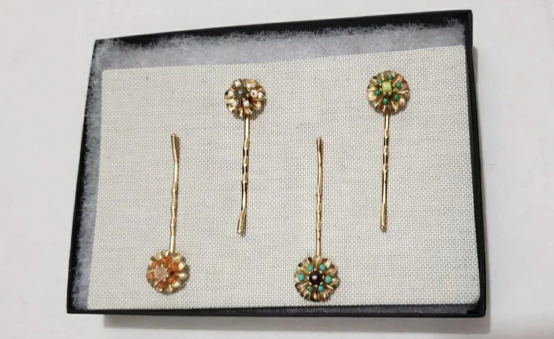 Anthropology Set of 4 Gold Tone Decorative Hair Pins