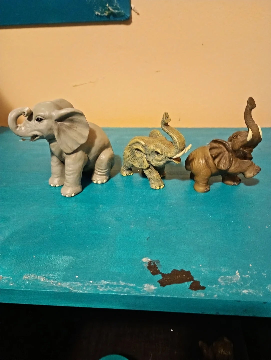 Lot of 3 Elephant Figurines - photo 4