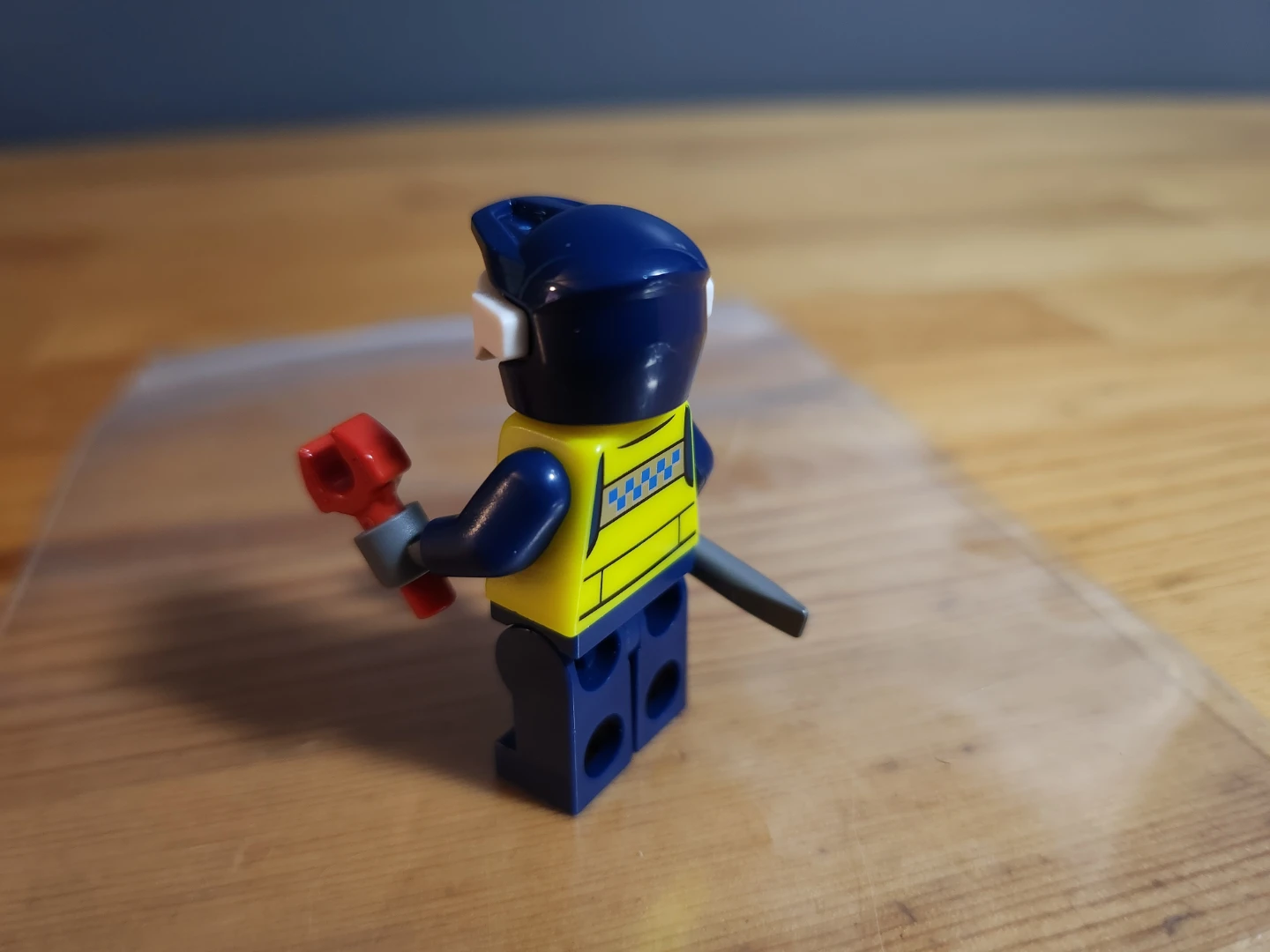 LEGO Minifigure Mechanic with Accessories - photo 2