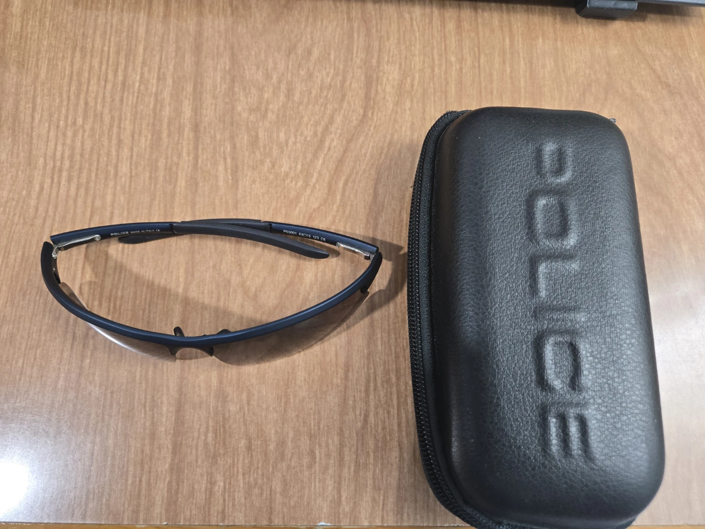 Police PS9001 Sunglasses - photo 2