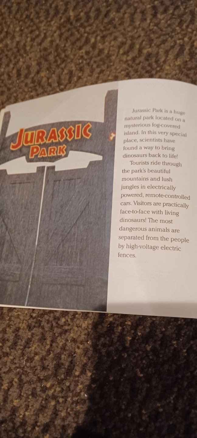 Vintage Jurassic Park Book - photo 2