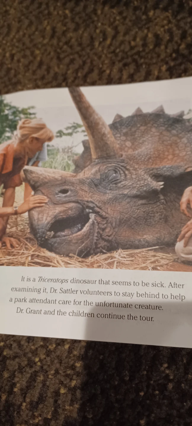Vintage Jurassic Park Book - photo 4