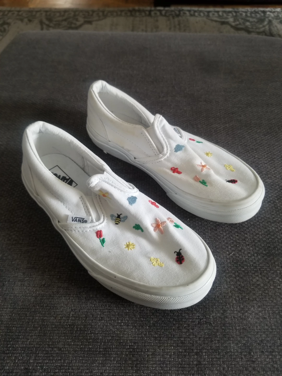Vans Kids Slip-On Shoes - White with Embroidered Bugs & Flowers - photo 2