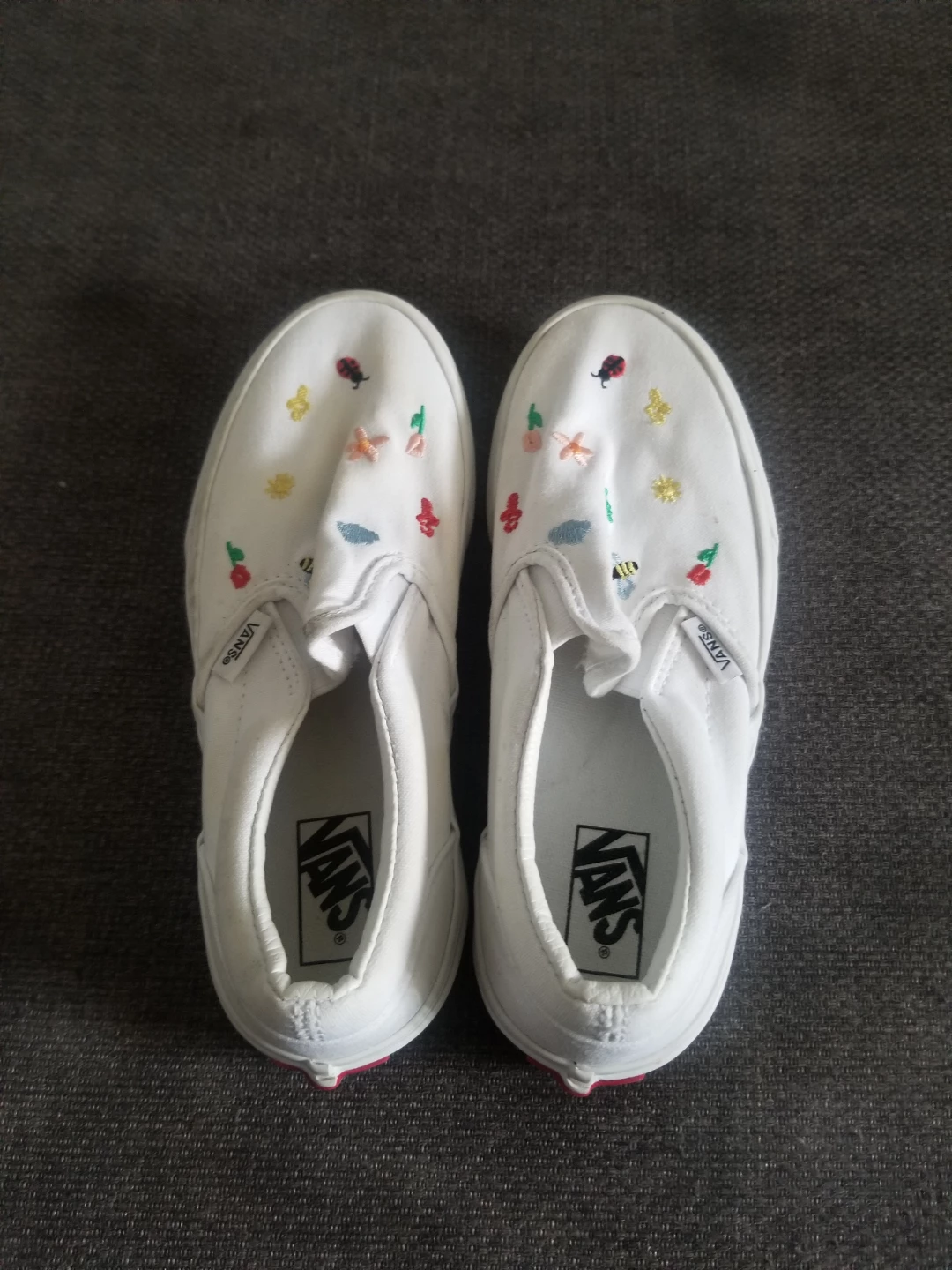 Vans Kids Slip-On Shoes - White with Embroidered Bugs & Flowers - photo 3