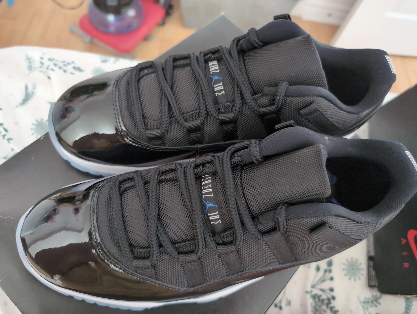 Air Jordan 11 Retro Low - photo 4