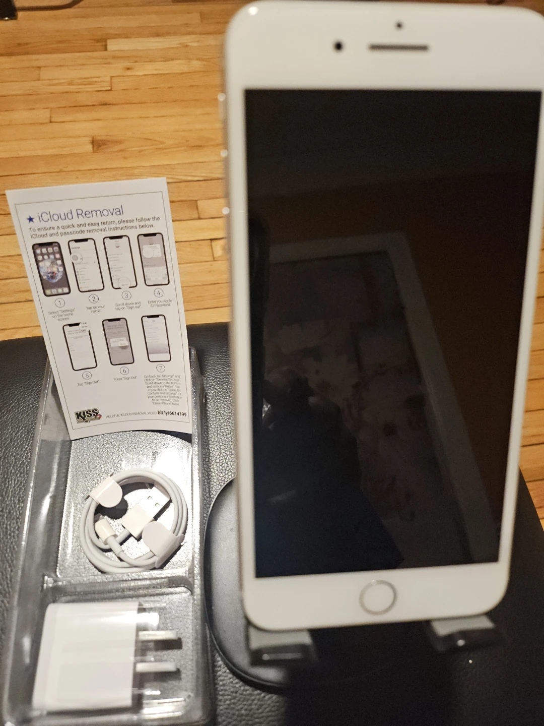 Apple iPhone 8 Plus 64GB Unlocked Smartphone - Silver