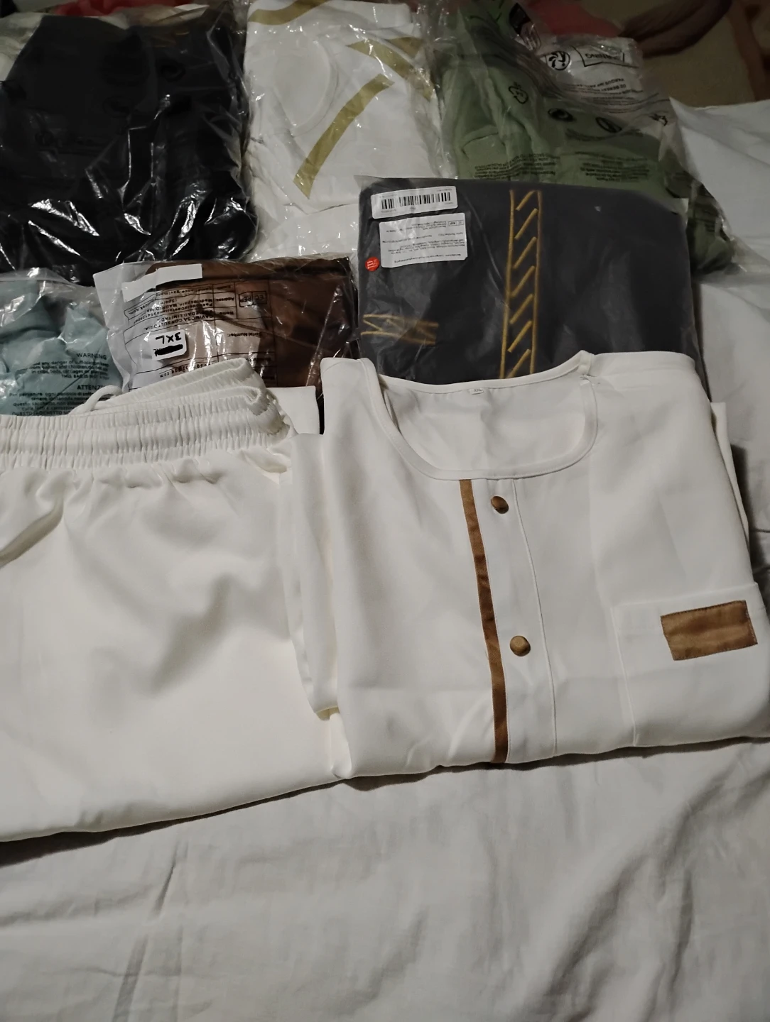 Bundle of Men's Thobe Outfits