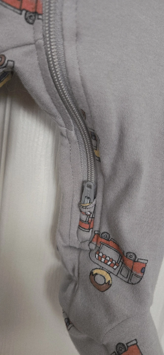 New. Pekkle Baby Sleepsuit 3M - photo 3
