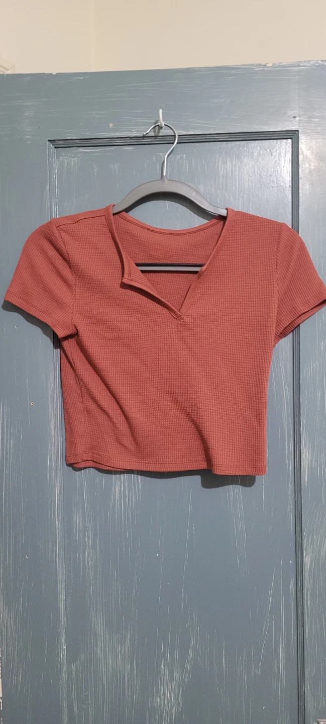 Women's Cropped Waffle Knit Top - Rust Red