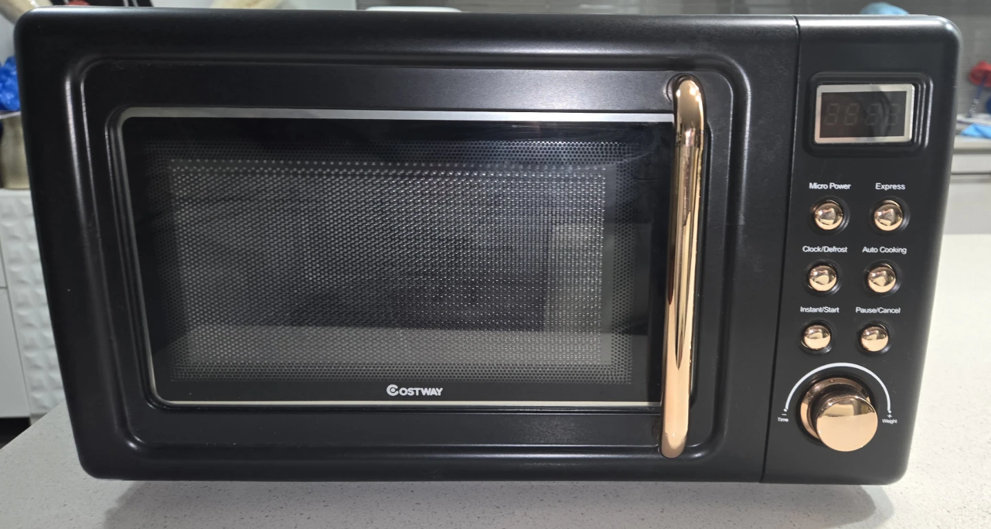 Retro Black & Rose Gold Microwave (Costway)