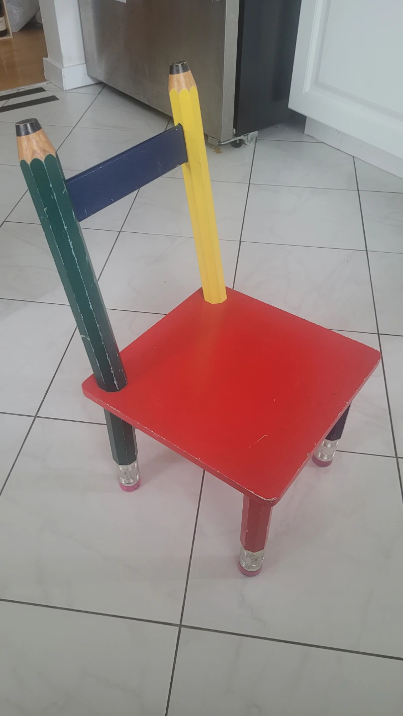 Kid's Pencil Chair - photo 3