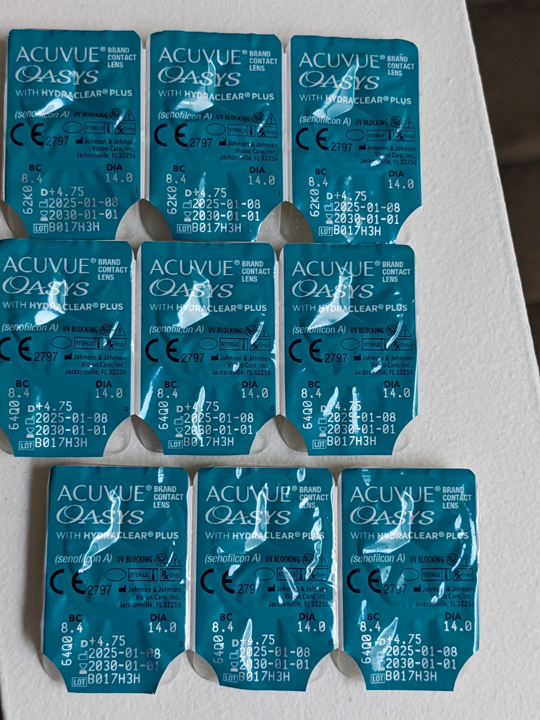 Acuvue Oasys contact lenses +4.75 - photo 4