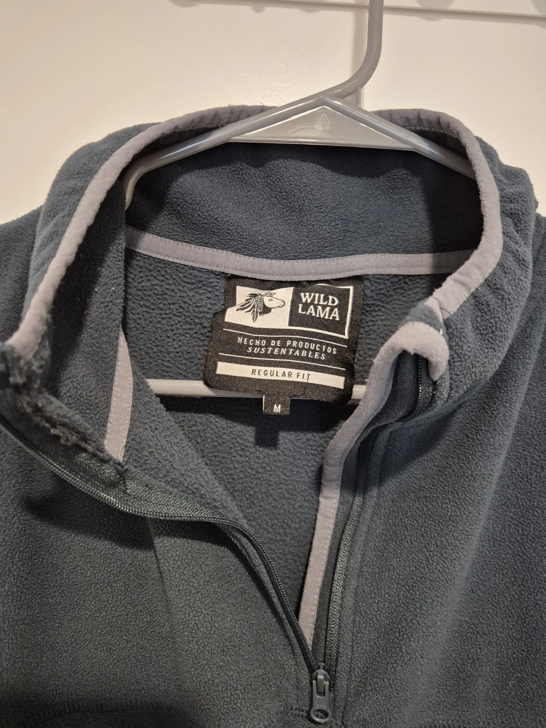 Wild Llama Fleece 1/4 Zip Pullover - Size M 🥕 - photo 2
