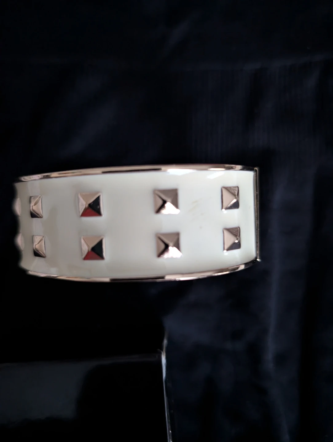 Mark. by Avon Cream & Gold Studded Bangle Bracelet🏆