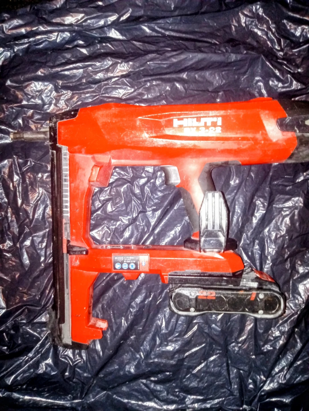 Hilti BX 3-22 Cordless Concrete Nailer - photo 4