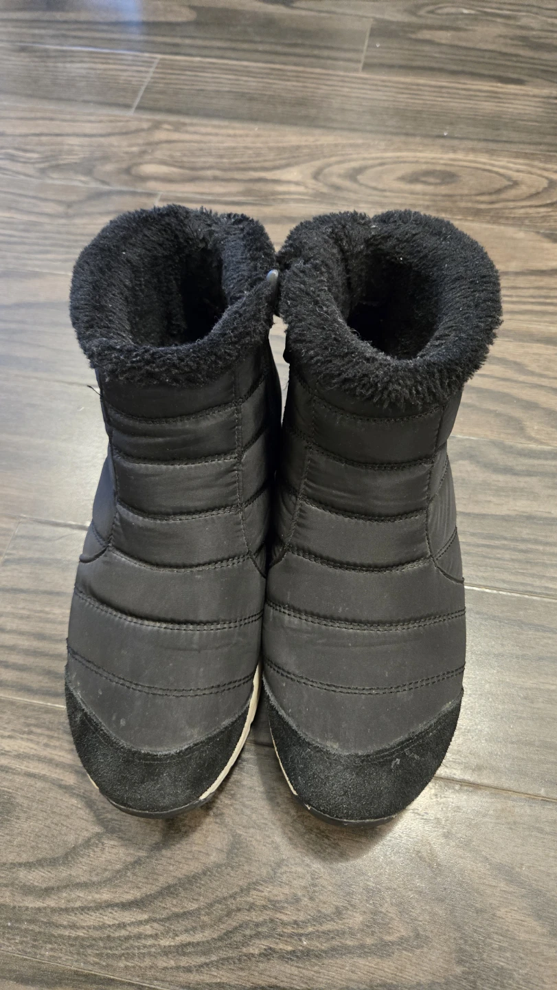 2 Black Quilted Winter Boots with Fur Lining - photo 2
