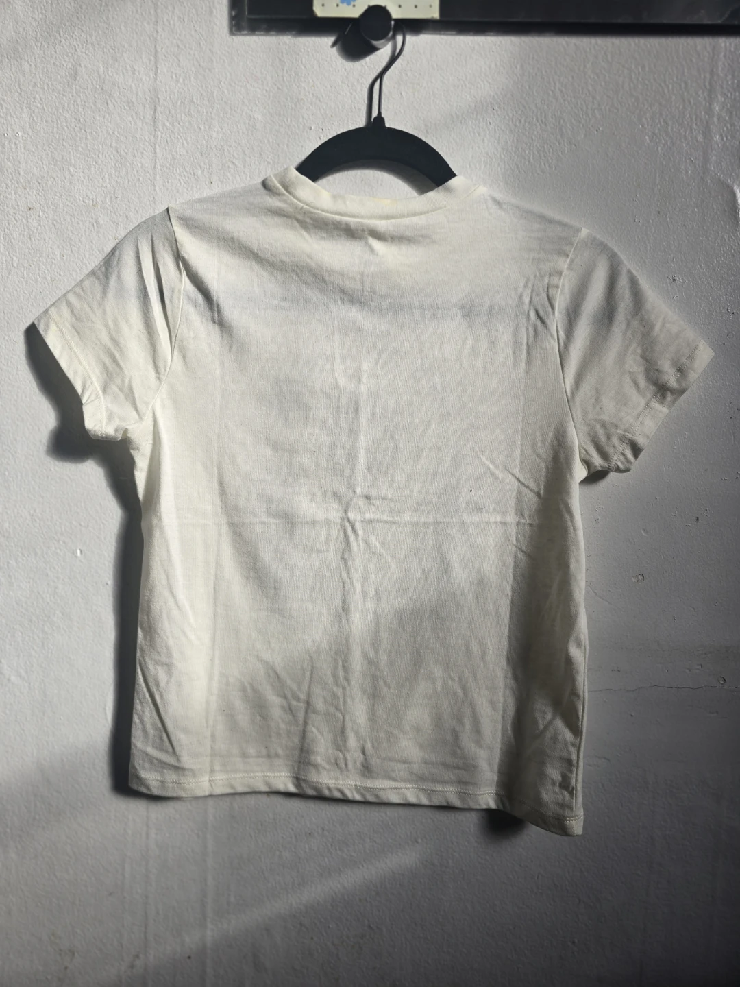 Cream Graphic T-Shirt crop Top Size M - photo 2