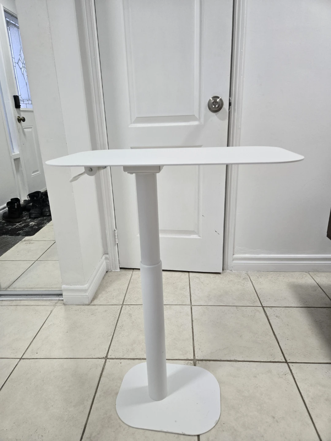 BDI Soma 6331 compact lift desk in white.