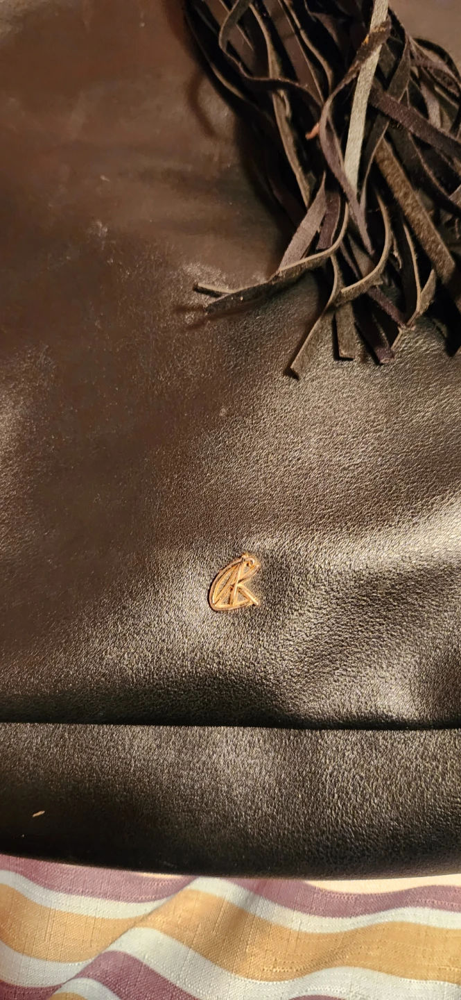 Black Leather Handbag with Tassel Detail - photo 2