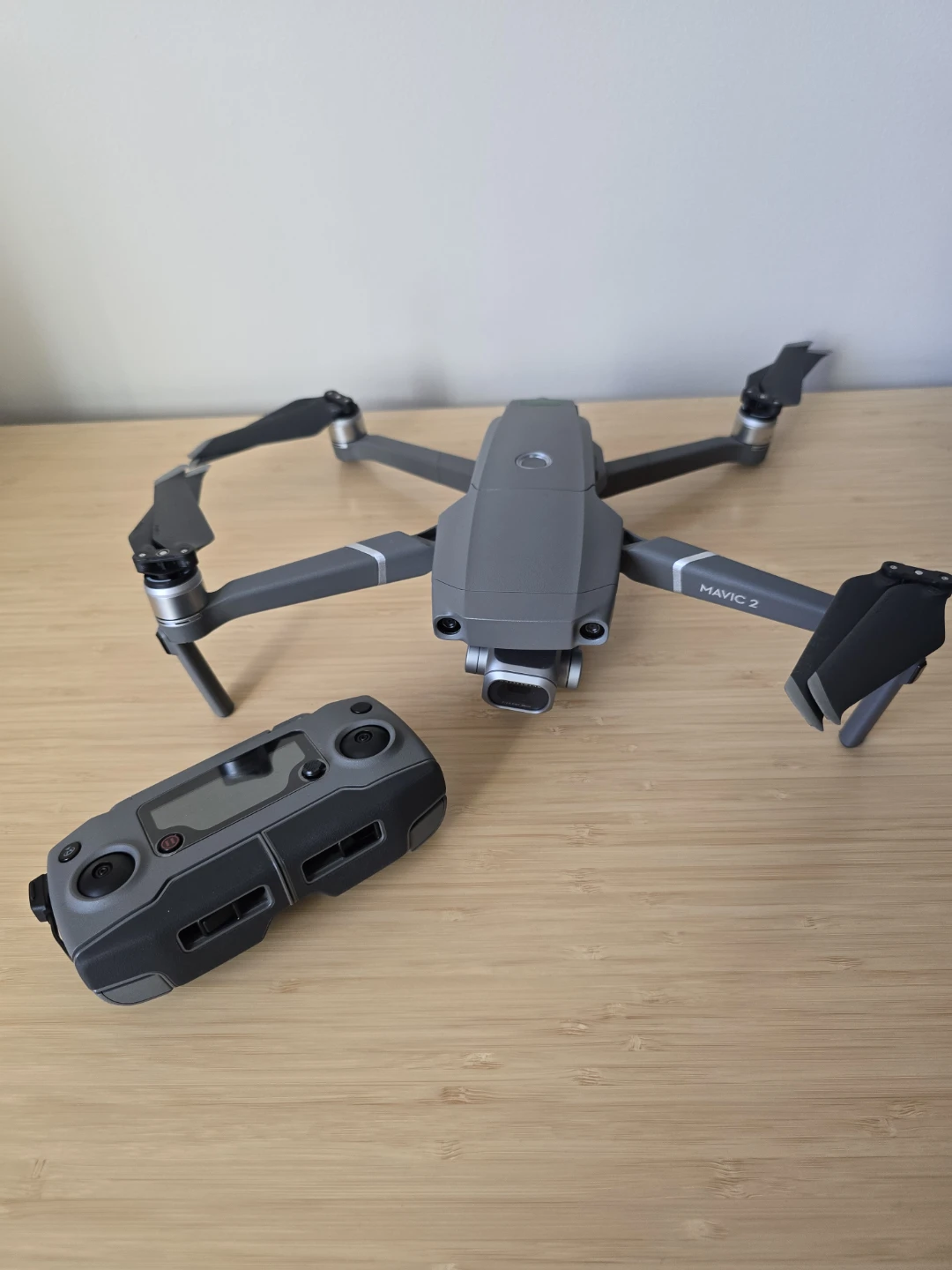DJI Mavic 2 Pro Drone with Hasselblad Camera - photo 3