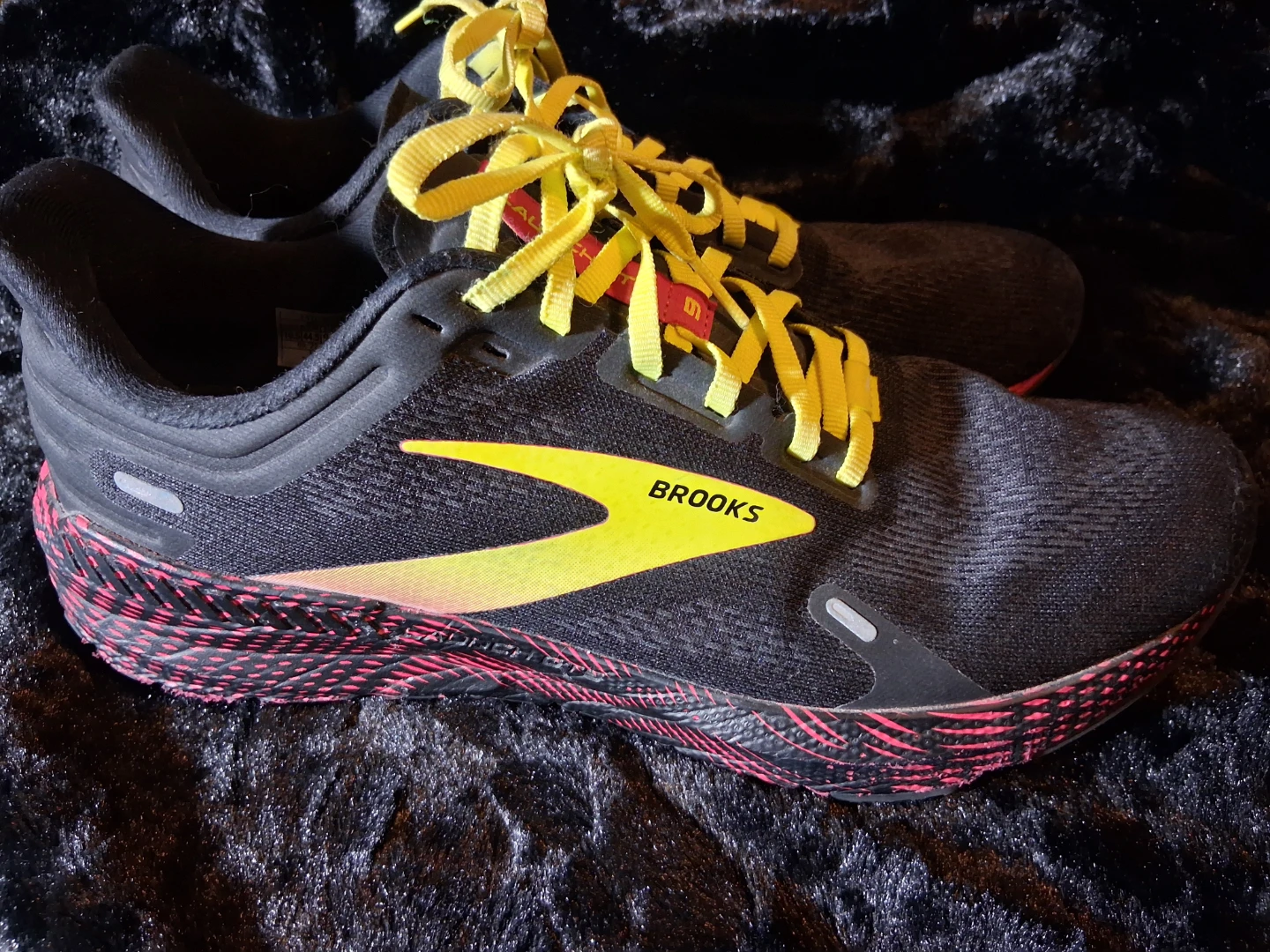 Brooks Ghost 15 Running Shoes Size us 10.5 cm 28.5