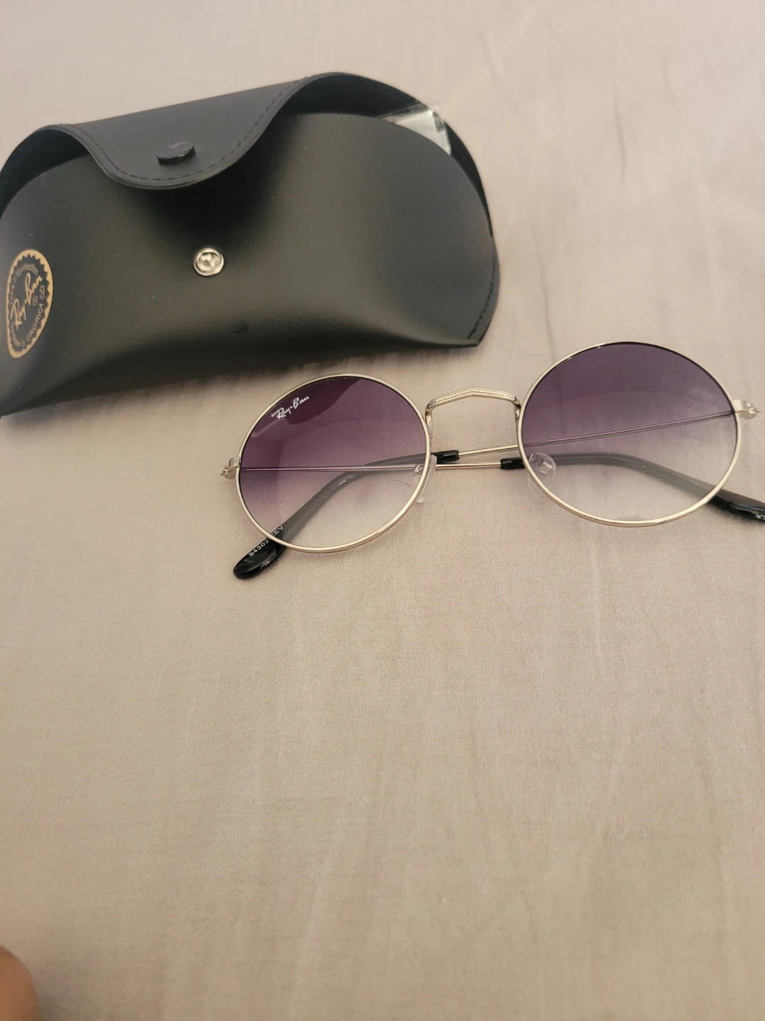 Ray-Ban Sunglasses with Case