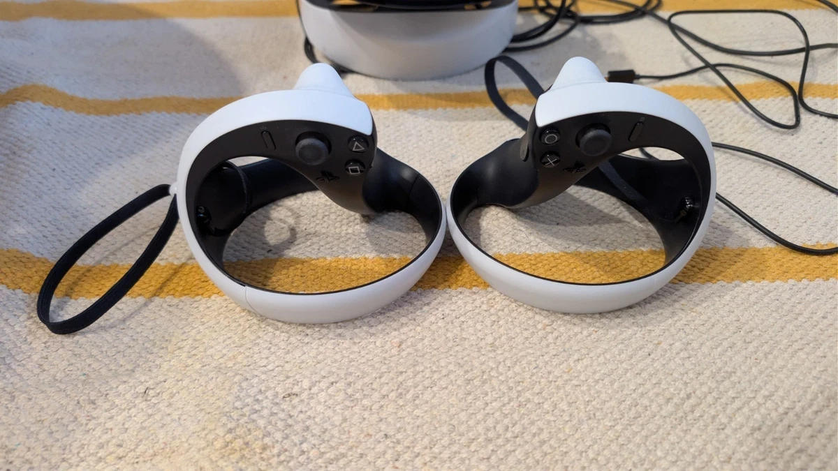 Sony PlayStation VR2 Headset and Controllers - photo 2