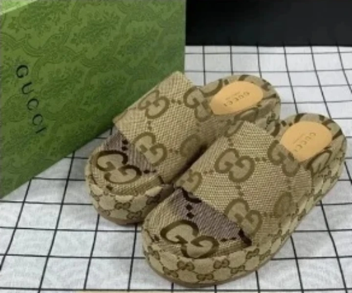 Gucci Wedges Slides - photo 2