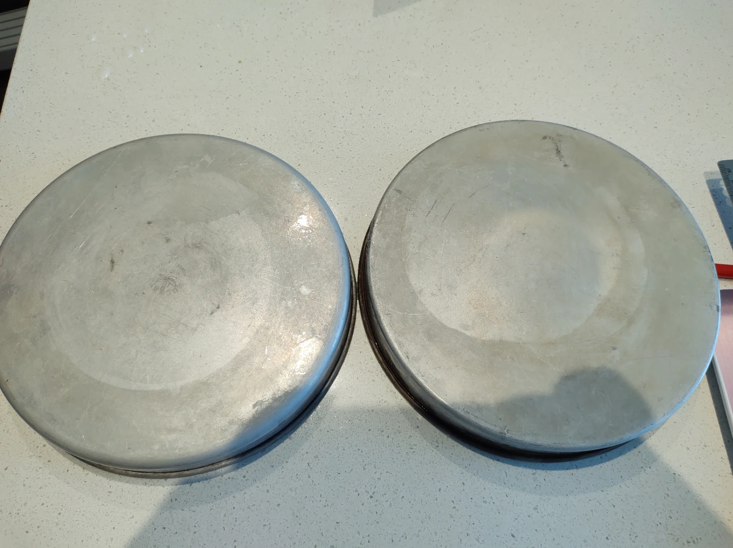 Set of 2 Round Baking Pans - photo 2