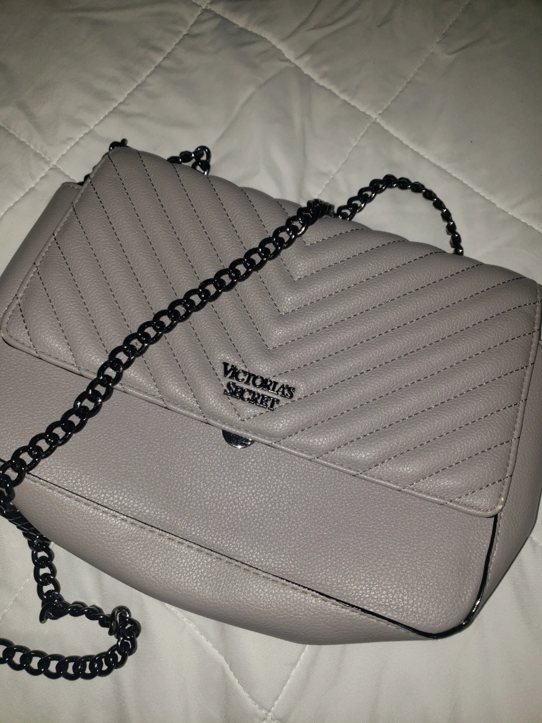 Victoria's Secret Grey Quilted Chain Shoulder Bag - photo 2