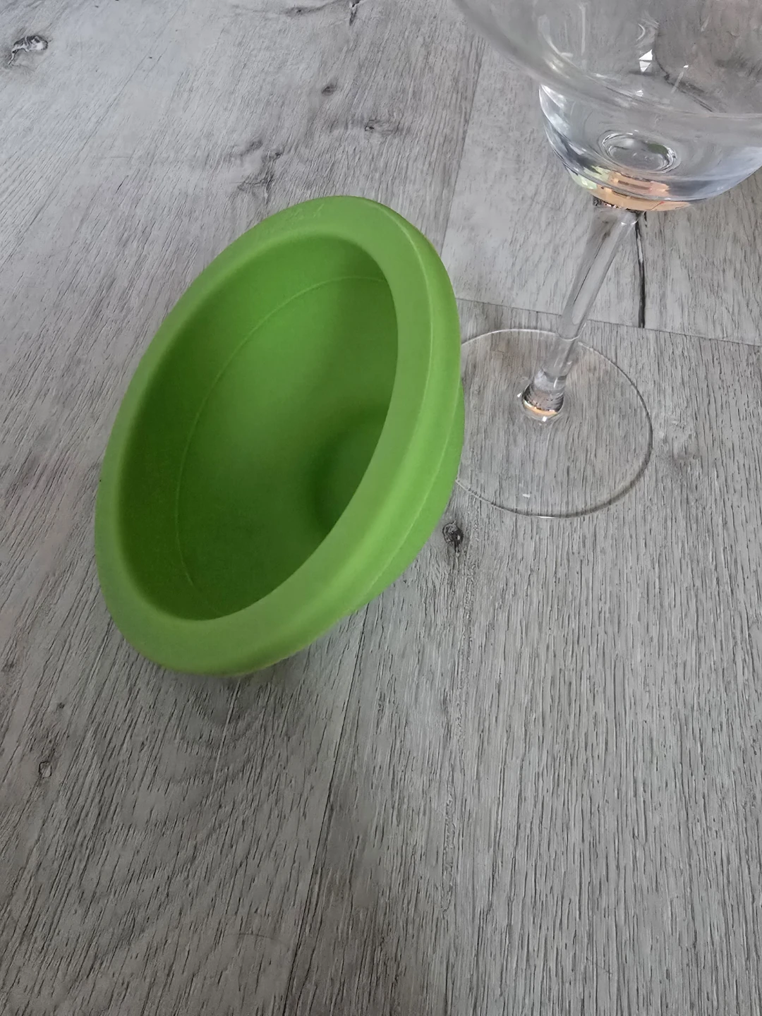 Set of 2 Margarita Glasses with Ice Inserts - photo 3