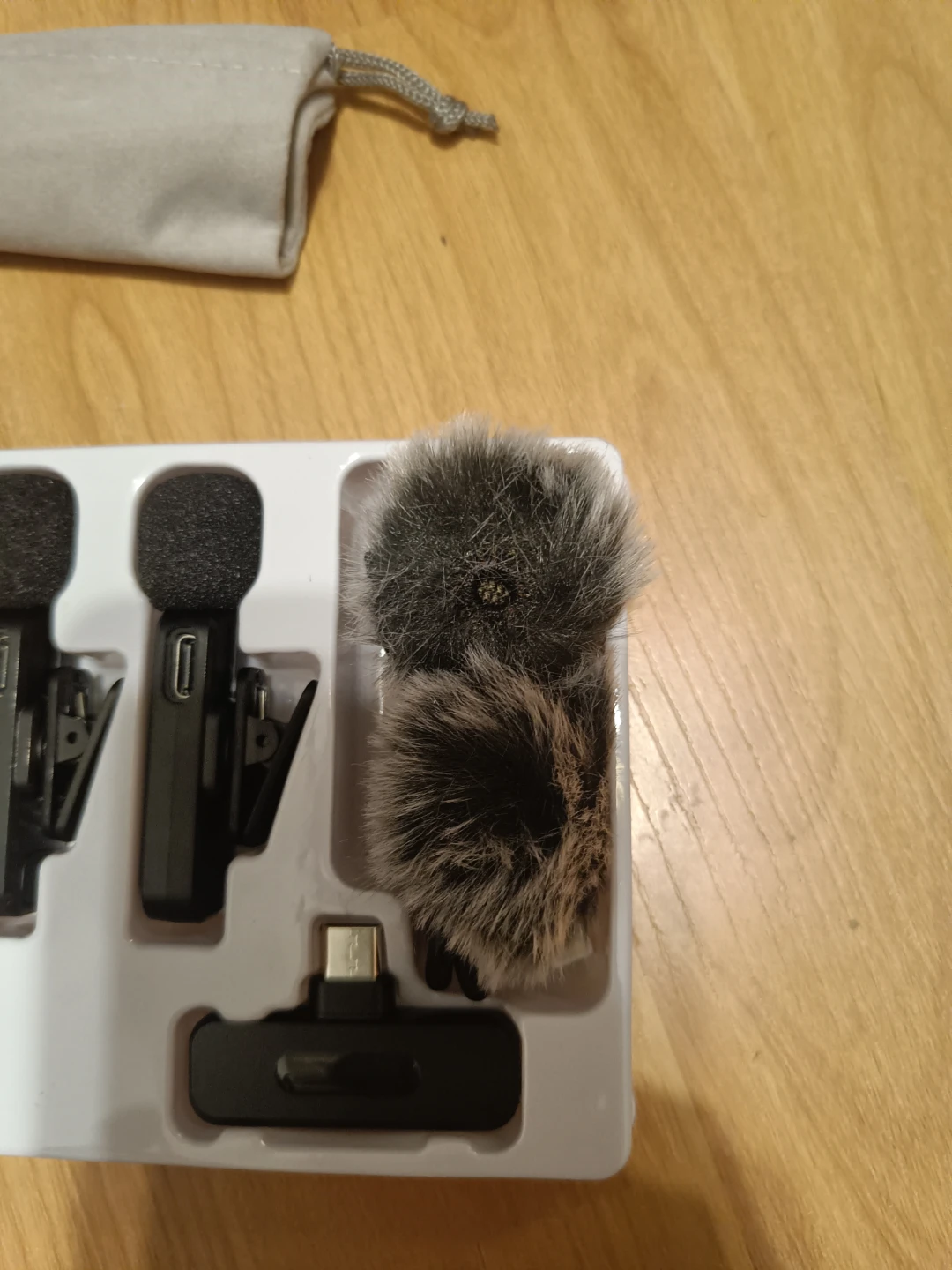 Wireless Lavalier Microphone Set for Smartphones - photo 4