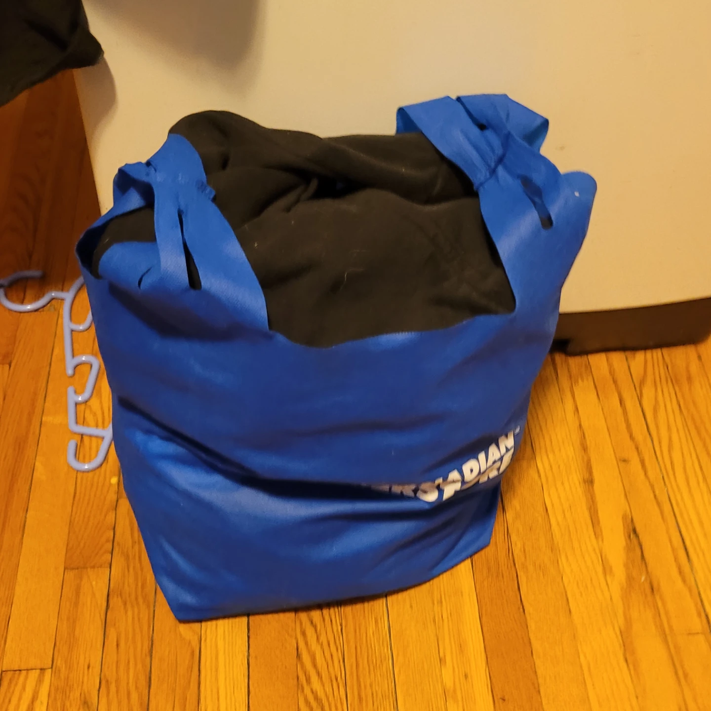 Free bag of women's clothes med/large