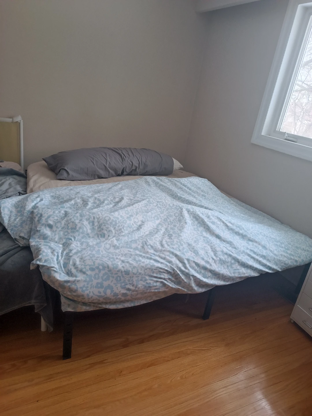 California King Size Bed Frame with USB Ports - photo 5