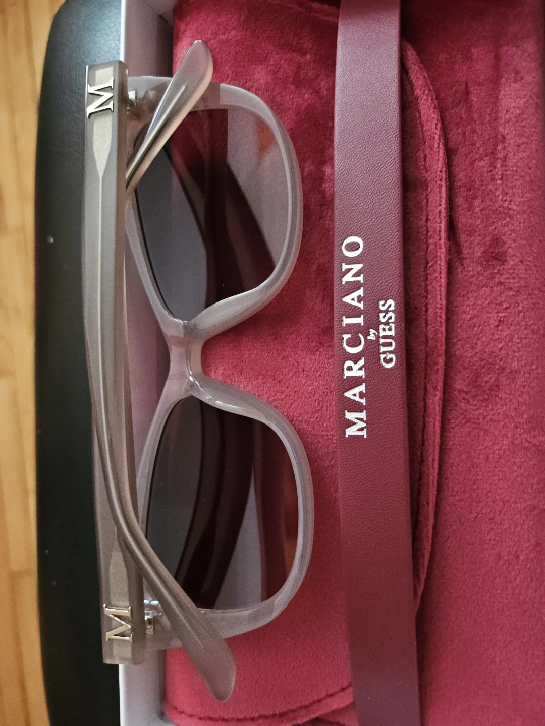 Marciano by Guess Women's Sunglasses - photo 2