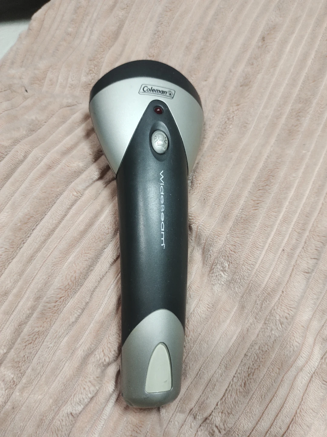 Coleman Wide Beam Flashlight - photo 2